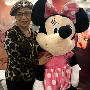 Meet your Posher, Kirtilia